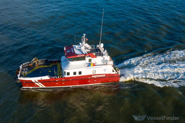 defender (Offshore Tug/Supply Ship) - IMO 9808821, MMSI 219770000, Call Sign OXLX2 under the flag of Denmark