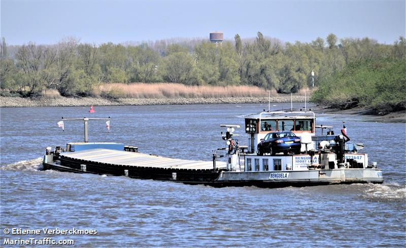 benguela (Cargo ship) - IMO , MMSI 226006420, Call Sign FM6763 under the flag of France