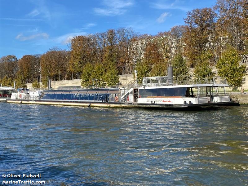 zouave (Passenger ship) - IMO , MMSI 226009440, Call Sign FM6171 under the flag of France