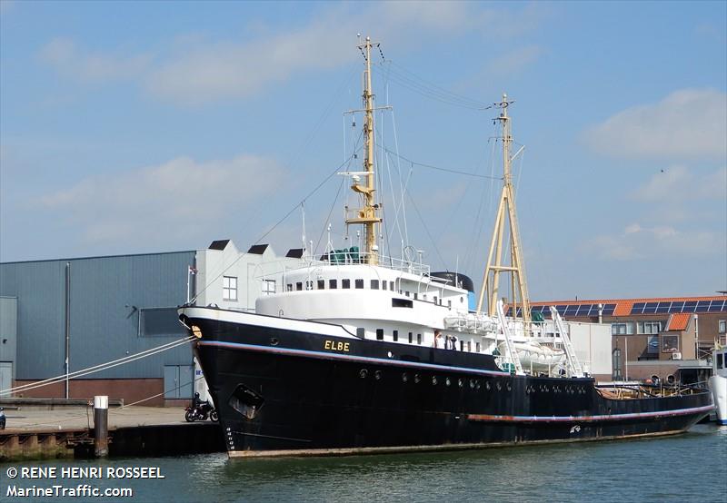 elbe (Tug) - IMO 5100427, MMSI 244532000, Call Sign PDWN under the flag of Netherlands