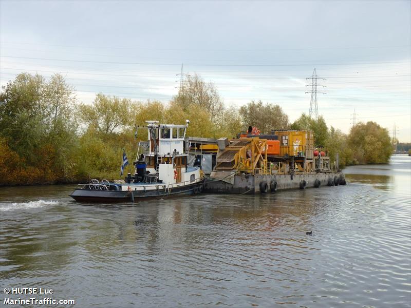 libertas (Tug) - IMO , MMSI 244630037, Call Sign PH7030 under the flag of Netherlands