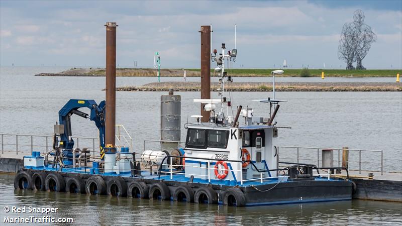 zeerob (Dredging or UW ops) - IMO , MMSI 245467000, Call Sign PBEM under the flag of Netherlands