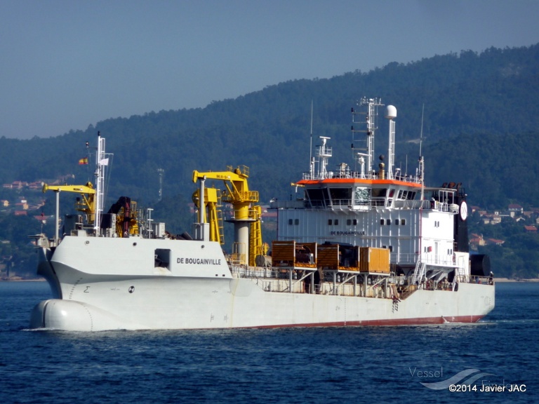 de bougainville (Hopper Dredger) - IMO 9303352, MMSI 253188000, Call Sign LXBD under the flag of Luxembourg