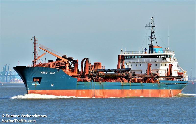 arco dijk (Hopper Dredger) - IMO 9034092, MMSI 308165000, Call Sign C6KY7 under the flag of Bahamas