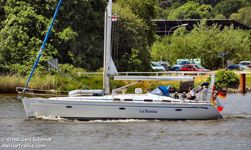 la bonita (Pleasure craft) - IMO , MMSI 211320030, Call Sign DB4544 under the flag of Germany