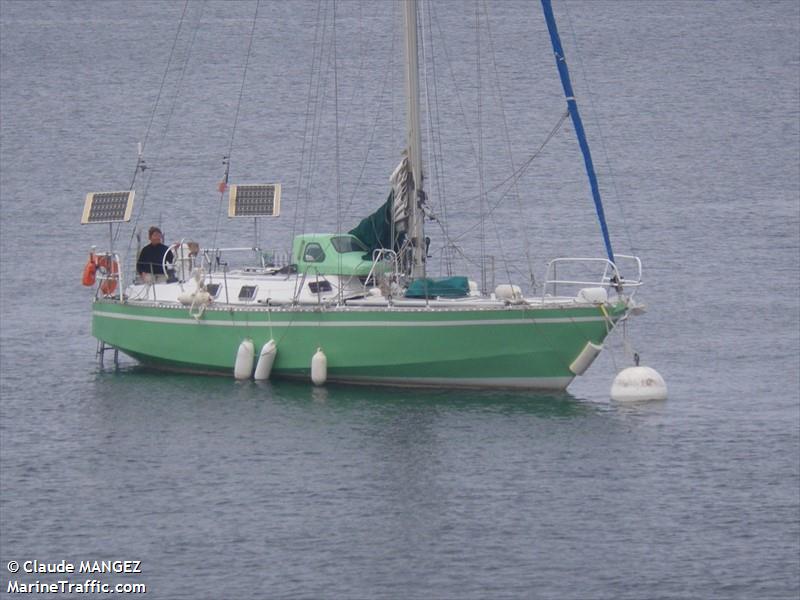 flores (Sailing vessel) - IMO , MMSI 227084350, Call Sign FGH3299 under the flag of France