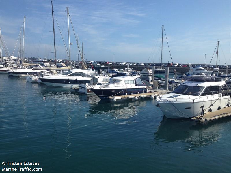 september song (Pleasure craft) - IMO , MMSI 232008541, Call Sign MBDW5 under the flag of United Kingdom (UK)