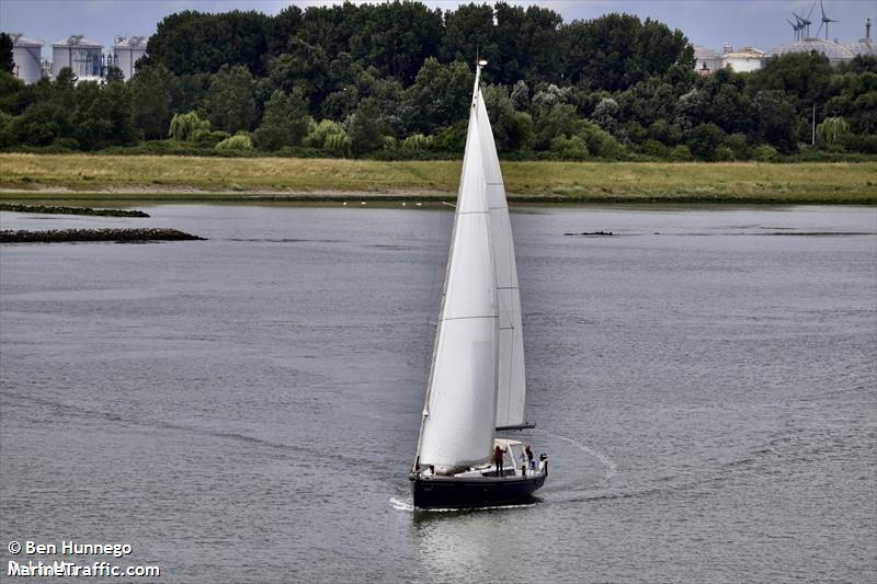vayen (Sailing vessel) - IMO , MMSI 244615481, Call Sign PB9959 under the flag of Netherlands