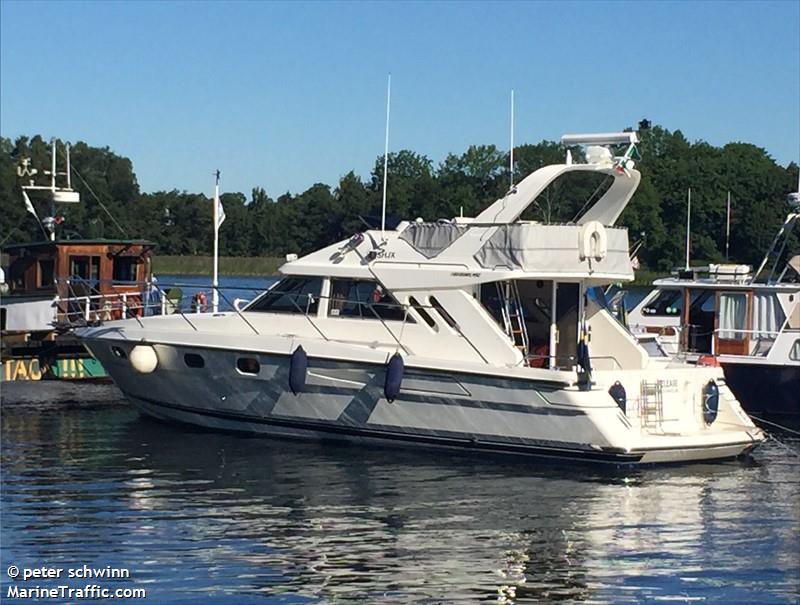 release (Pleasure craft) - IMO , MMSI 265650810, Call Sign SHJX under the flag of Sweden