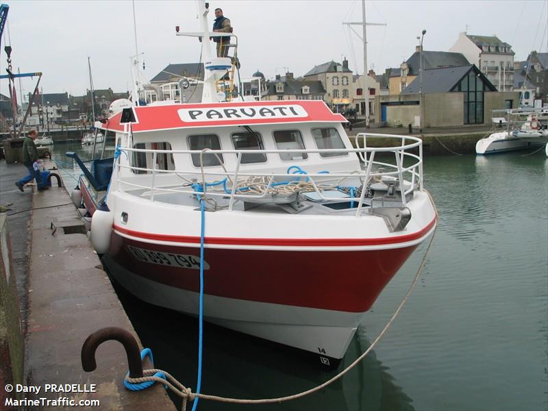 parvati (Fishing vessel) - IMO , MMSI 660001400, Call Sign FZSC under the flag of Reunion