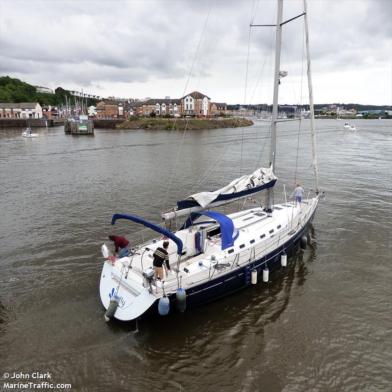 firefly first (Sailing vessel) - IMO , MMSI 235088945, Call Sign FIREFLY under the flag of United Kingdom (UK)