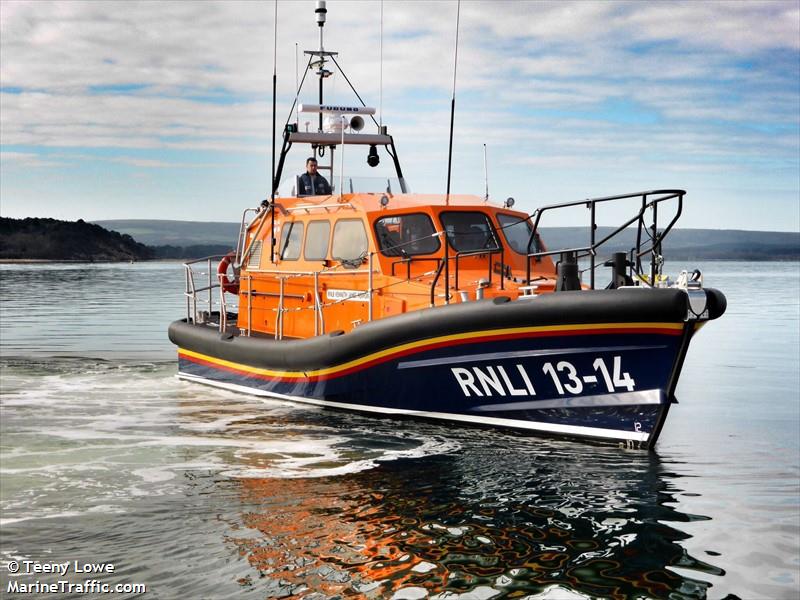 rnli lifeboat 13-14 (SAR) - IMO , MMSI 235109051, Call Sign 2IEK2 under the flag of United Kingdom (UK)