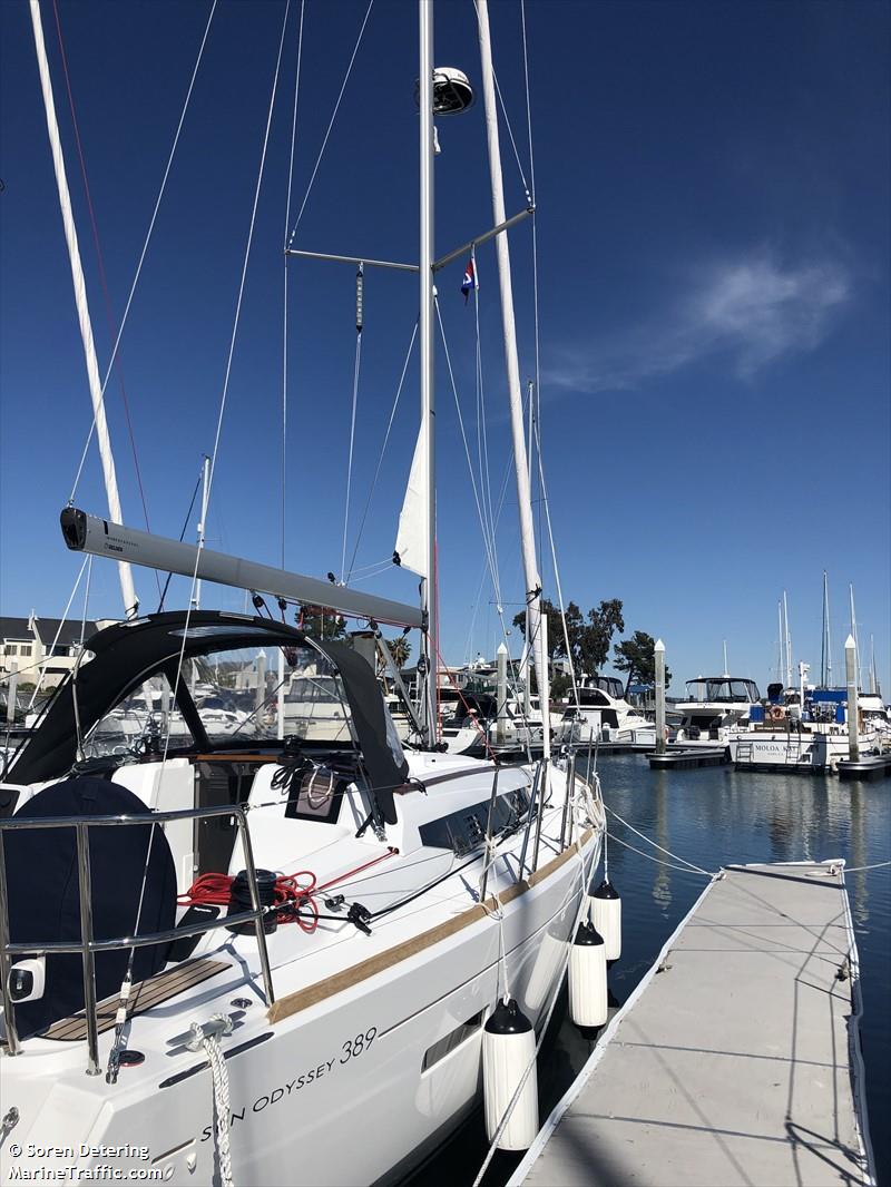 deep blue (Sailing vessel) - IMO , MMSI 338358313 under the flag of USA