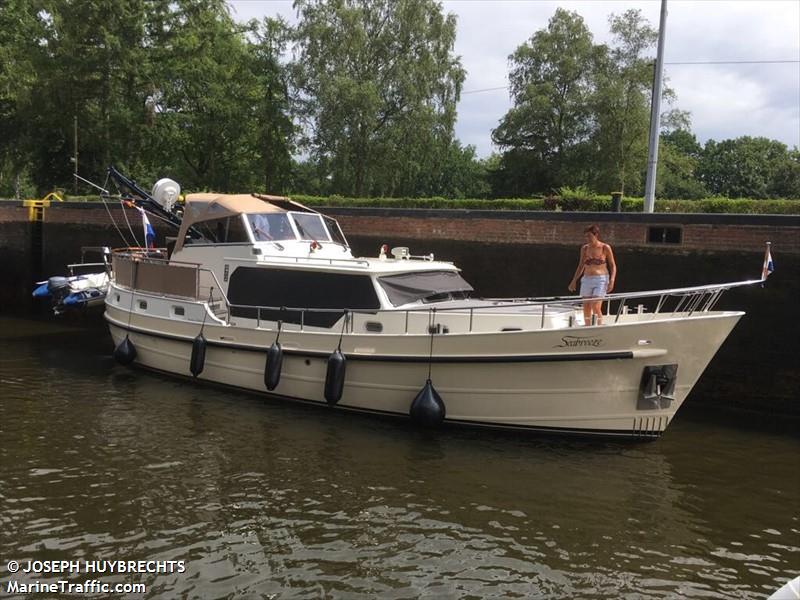 seabreeze (Pleasure craft) - IMO , MMSI 244181546, Call Sign PC3281 under the flag of Netherlands