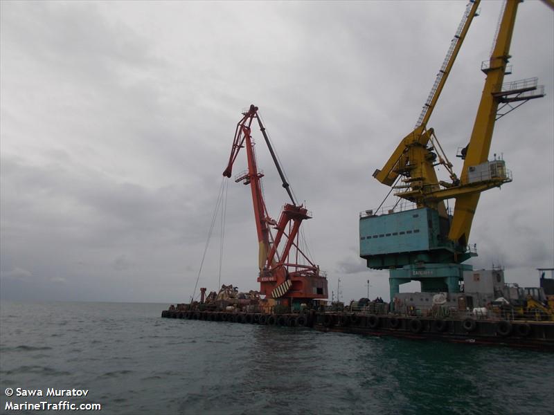 kpl-99 (Port tender) - IMO , MMSI 272688000, Call Sign UUAW4 under the flag of Ukraine