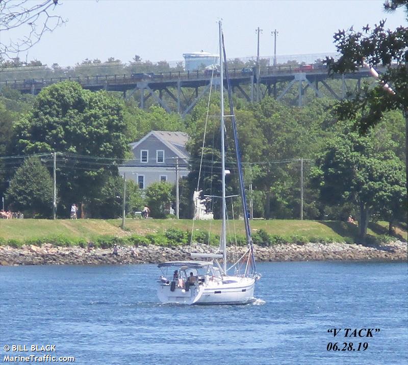 v tack (Sailing vessel) - IMO , MMSI 338143435, Call Sign ABC1234 under the flag of USA