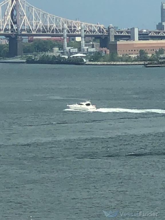 imagine that (Passenger ship) - IMO , MMSI 338357486 under the flag of USA