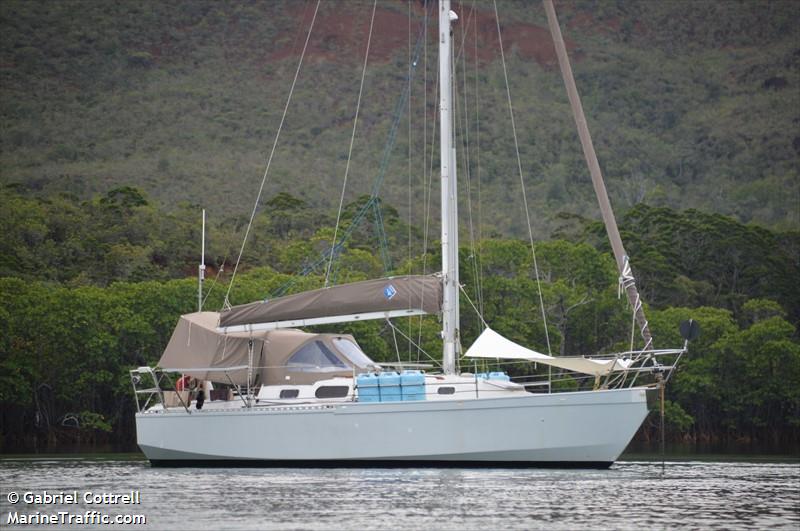 miss tic (Sailing vessel) - IMO , MMSI 347016570, Call Sign FAB8011 under the flag of Martinique