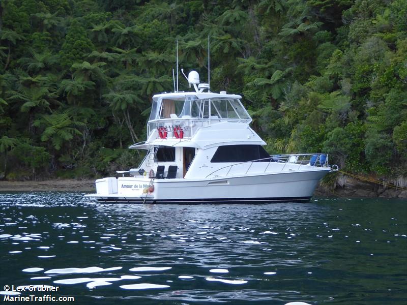 amour de la mer (Pleasure craft) - IMO , MMSI 512005694, Call Sign ZMS8620 under the flag of New Zealand