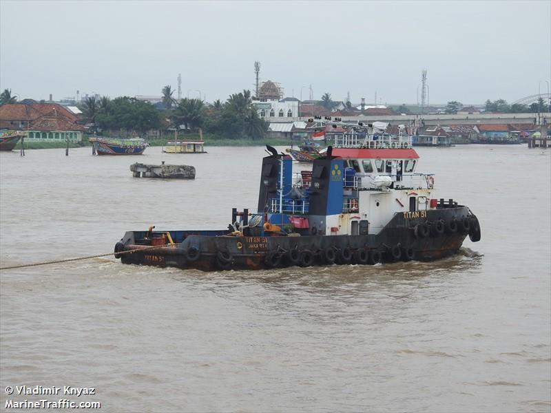 tb.titan 51 (Sailing vessel) - IMO , MMSI 525004918 under the flag of Indonesia
