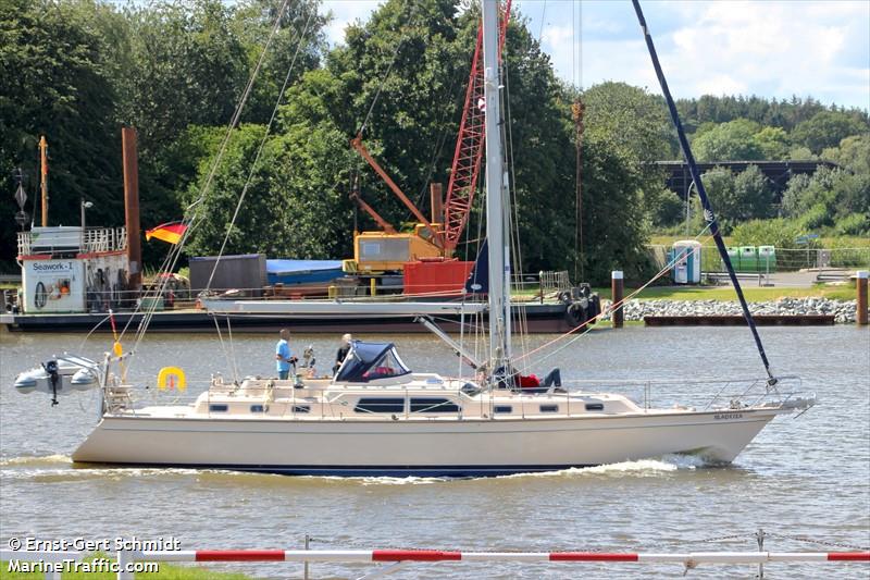 madrisa (Sailing vessel) - IMO , MMSI 211144270, Call Sign DING under the flag of Germany