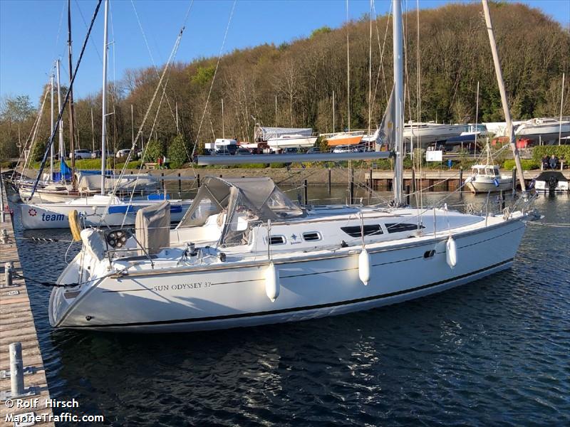 white deer (Sailing vessel) - IMO , MMSI 211222610, Call Sign DG3790 under the flag of Germany
