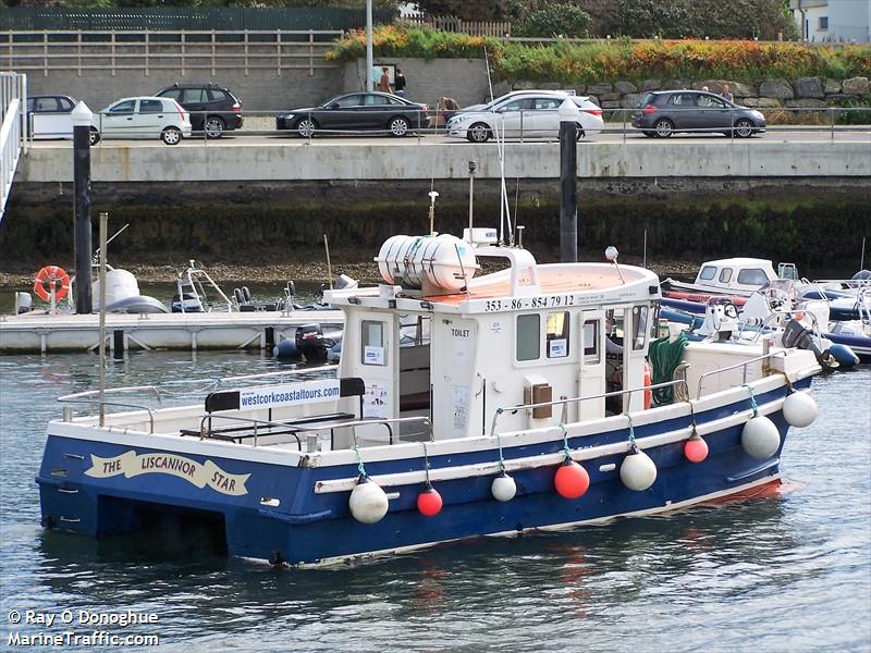 liscannor star (Passenger ship) - IMO , MMSI 250107590, Call Sign EI7681 under the flag of Ireland