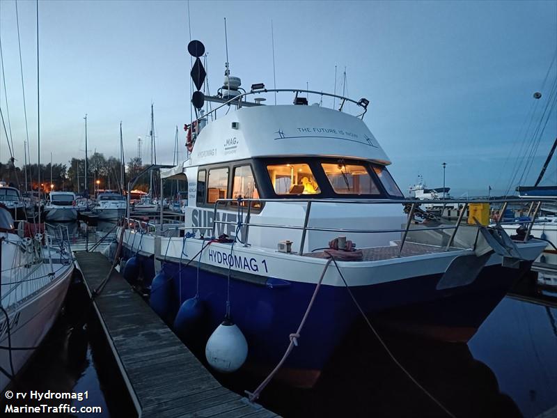 hydrocat (Dredging or UW ops) - IMO , MMSI 261026880 under the flag of Poland