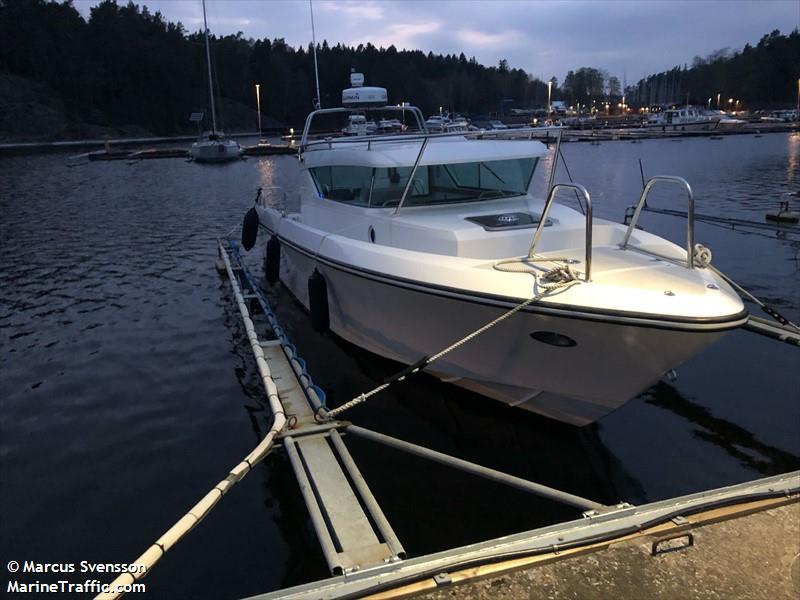 vaga (Pleasure craft) - IMO , MMSI 265818610, Call Sign SF6531 under the flag of Sweden