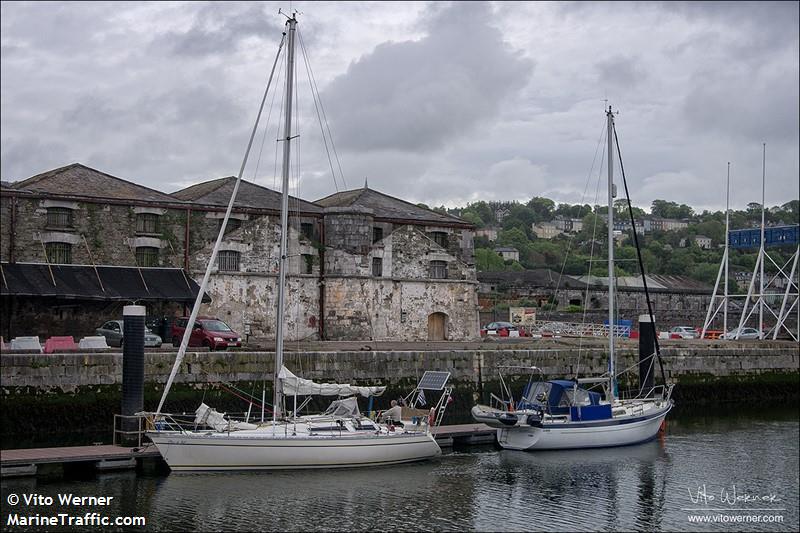 fleur de sail (Sailing vessel) - IMO , MMSI 227788450, Call Sign FI5630 under the flag of France