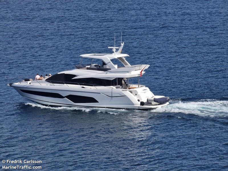 lady m (Pleasure craft) - IMO , MMSI 236112525, Call Sign ZDRF5 under the flag of Gibraltar