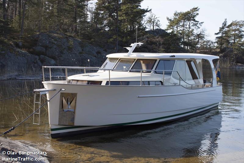 safari (Pleasure craft) - IMO , MMSI 265762540, Call Sign SE9830 under the flag of Sweden