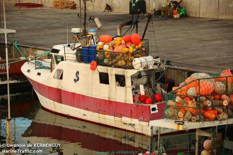 sant tudy (Fishing vessel) - IMO , MMSI 660006400, Call Sign FOXE under the flag of Reunion