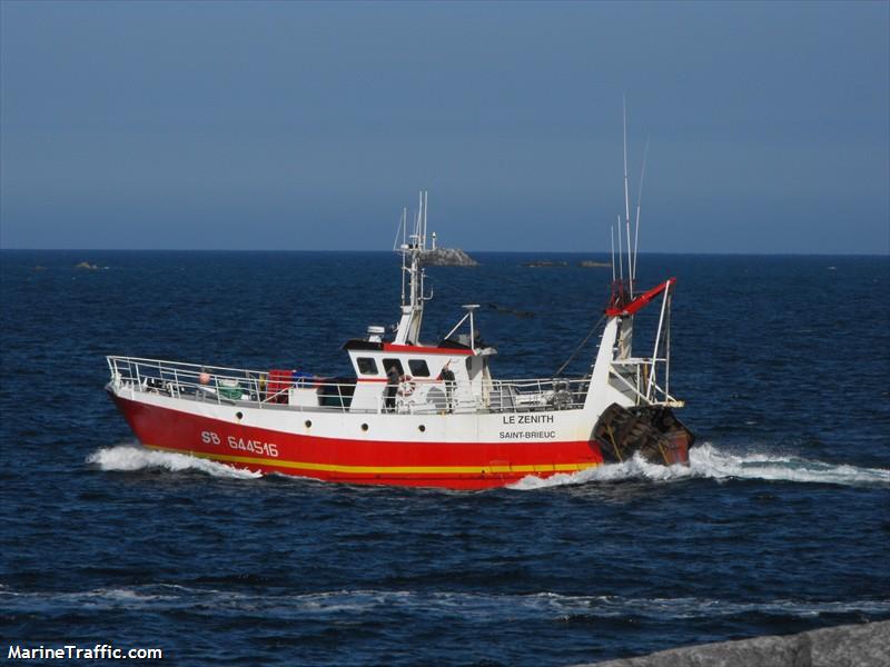 fv le dieppois (-) - IMO , MMSI 227104900, Call Sign FIAH under the flag of France