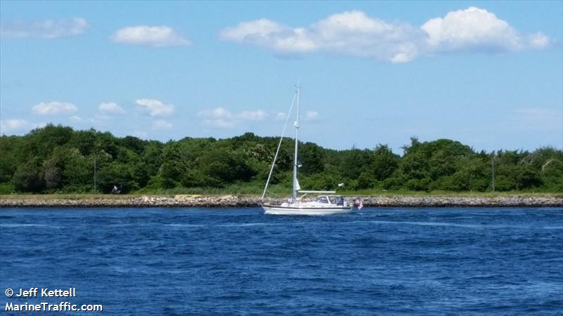 mutual fun (Sailing vessel) - IMO , MMSI 338175078 under the flag of USA