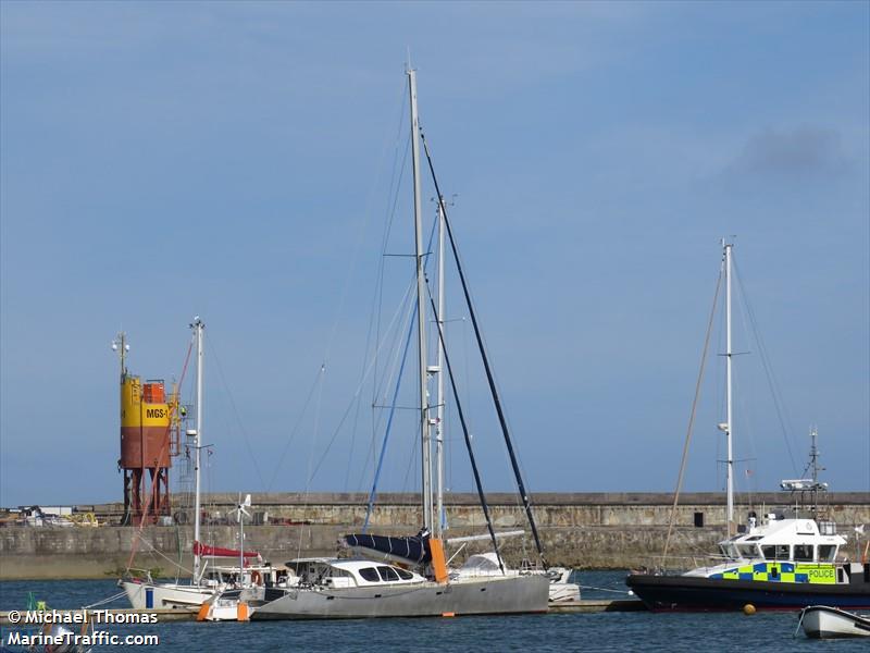 zero a linfini (Sailing vessel) - IMO , MMSI 227027570 under the flag of France