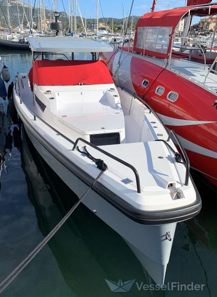 edvia (Pleasure craft) - IMO , MMSI 227914310, Call Sign FAF9970 under the flag of France