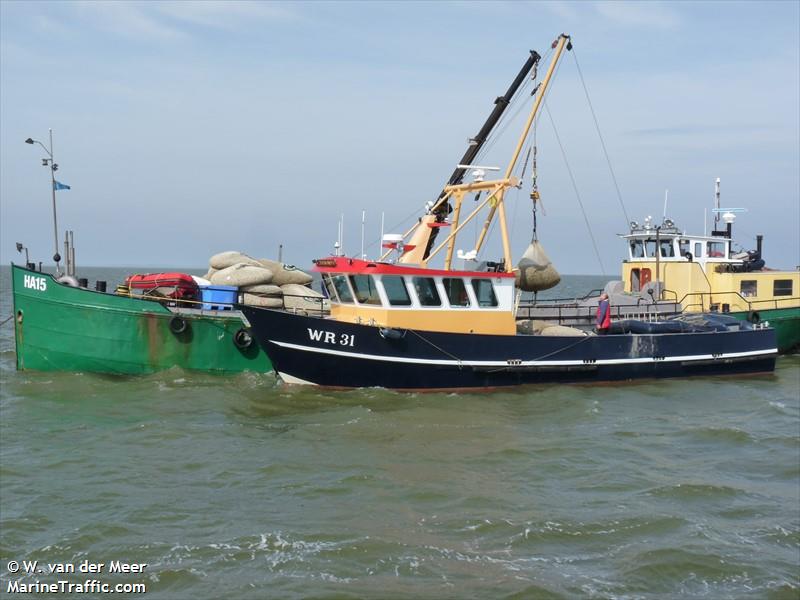 tx98fennapieternella (Fishing vessel) - IMO , MMSI 244434000, Call Sign PG4457 under the flag of Netherlands