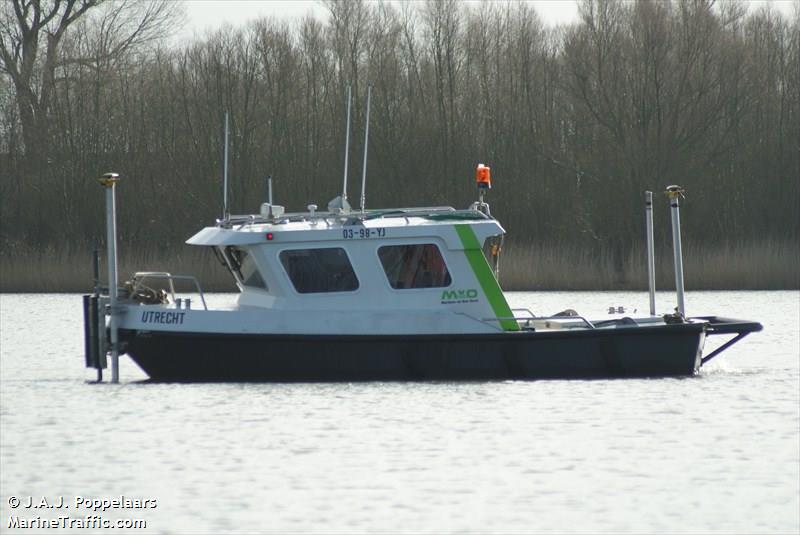 peilboot 1 (Dredging or UW ops) - IMO , MMSI 244750032, Call Sign PF2189 under the flag of Netherlands