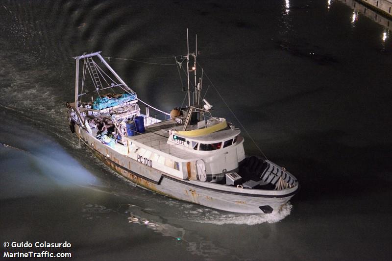 cristel (Fishing vessel) - IMO , MMSI 247100270, Call Sign IPZD under the flag of Italy
