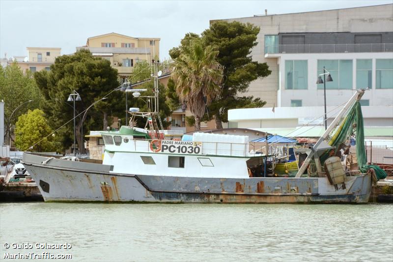 padre mariano (Fishing vessel) - IMO , MMSI 247101590 under the flag of Italy