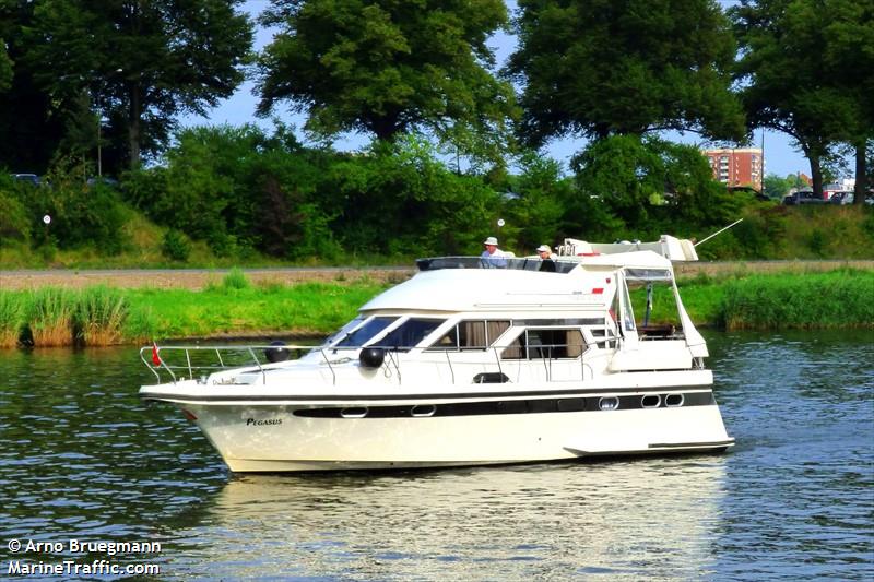 pegasus (Pleasure craft) - IMO , MMSI 211430060, Call Sign DJ3104 under the flag of Germany