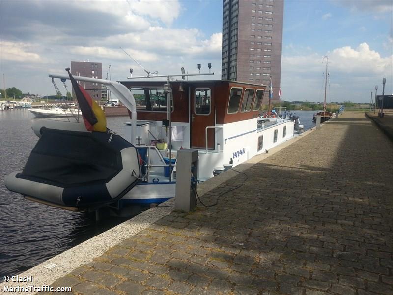 st.nikolaus (Passenger ship) - IMO , MMSI 211517370 under the flag of Germany