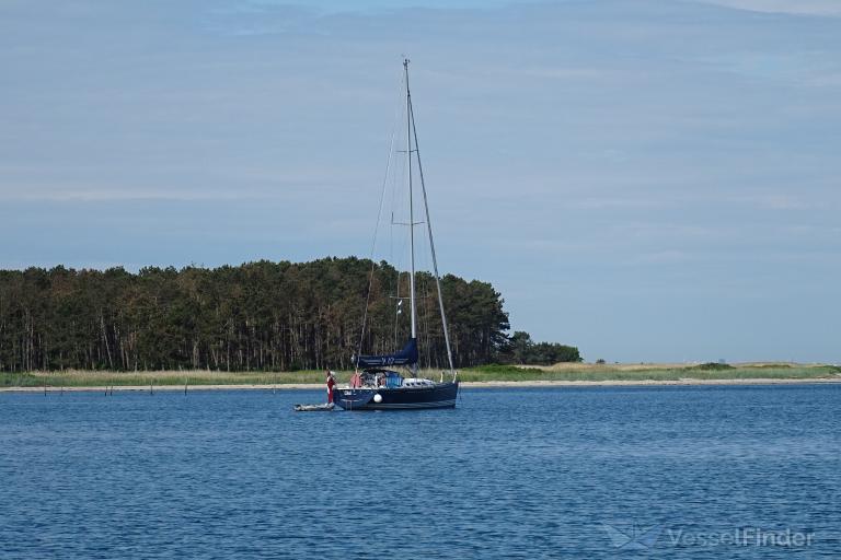dixi (Sailing vessel) - IMO , MMSI 219025674, Call Sign XPH4453 under the flag of Denmark