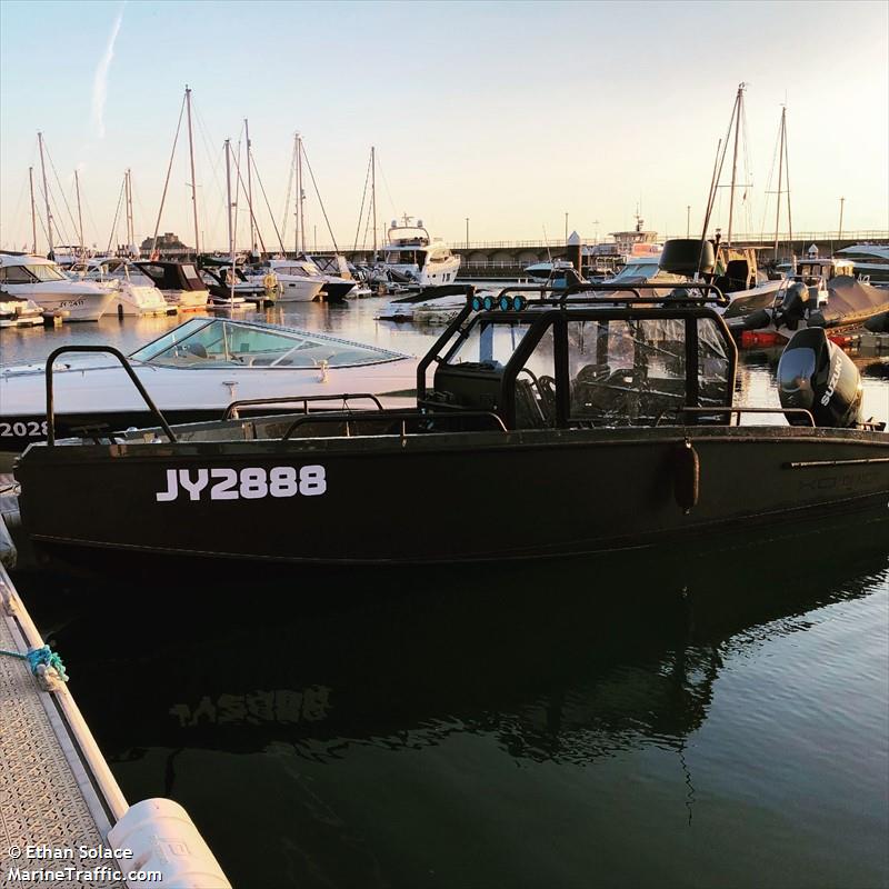 ya kwanza (Pleasure craft) - IMO , MMSI 232003654, Call Sign MADM2 under the flag of United Kingdom (UK)