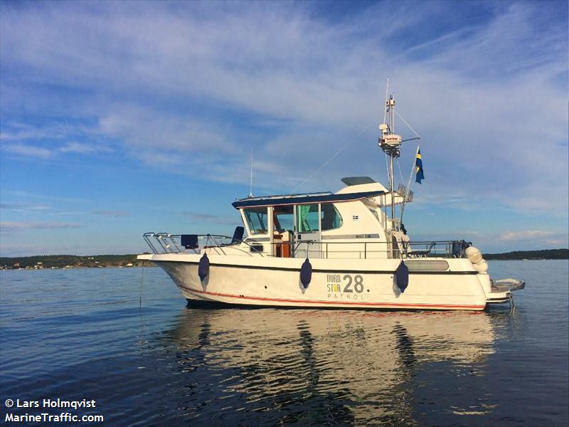 seapaw marinesupport (Pleasure craft) - IMO , MMSI 265741700, Call Sign 8SY5766 under the flag of Sweden