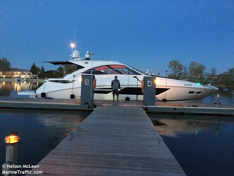 mer de glace (Pleasure craft) - IMO , MMSI 316037605 under the flag of Canada