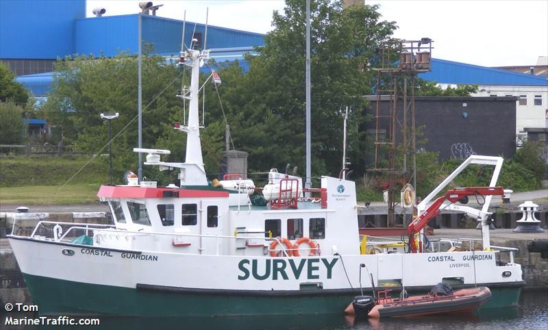 coastal guardian (Diving ops) - IMO , MMSI 235087897, Call Sign MQJT3 under the flag of United Kingdom (UK)