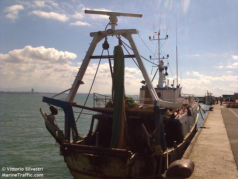 matteo g. (Fishing vessel) - IMO , MMSI 247065640, Call Sign IQBZ under the flag of Italy