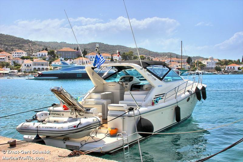 stathnic iv (Pleasure craft) - IMO , MMSI 247360850, Call Sign IP 8473 under the flag of Italy